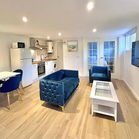 Apartamento 2 Bedroom Albir By The *