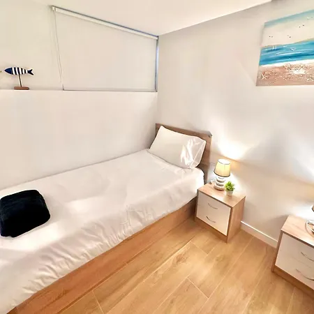 Apartamento 2 Bedroom Albir By The *